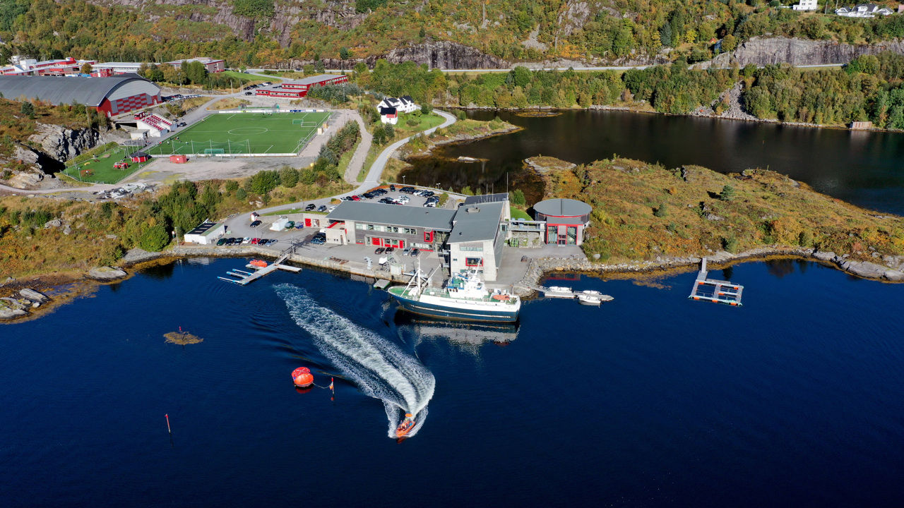 Bilete av måløy vidaregåande skule
